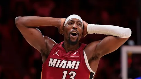 李越宏三战奥运终夺金，老将成就填补历史空白