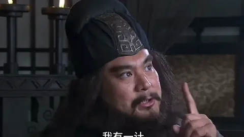 “强强对决！阿尔克马尔挑战阿贾克斯，谁将打破交锋僵局？”